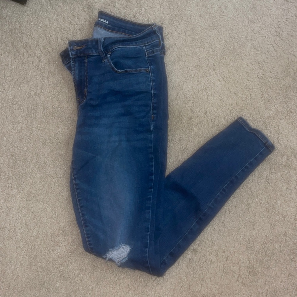 Mid rise skinny jeans